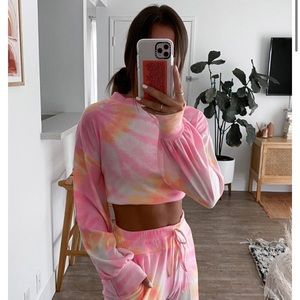 SET:BEACH RIOT Ava Sweater and Hailey Pant Sunrise